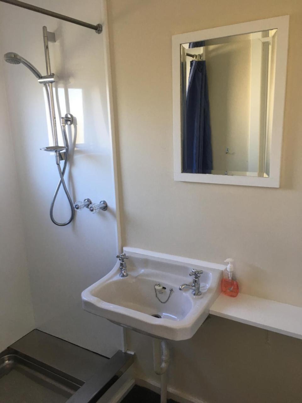 Alma Motel Oamaru Exteriör bild
